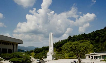 統一教会 天宙清平修錬苑 クリスタル オブジェ